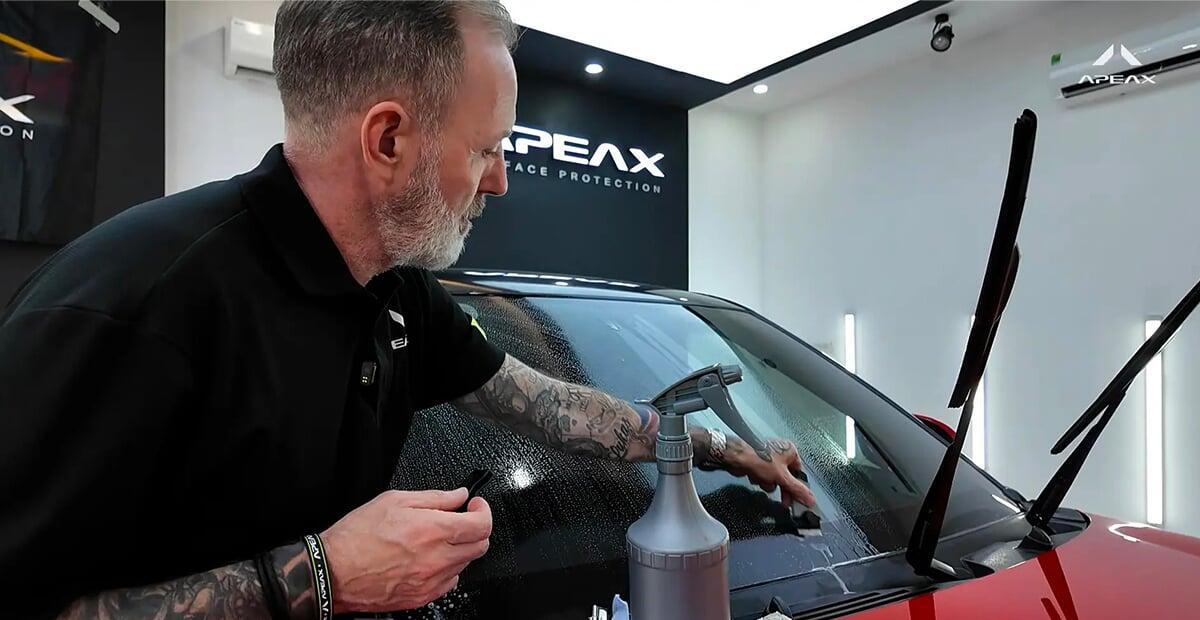 Pourquoi le Canada est l'endroit parfait pour protéger votre pare-brise avec Apeax OptiShield™